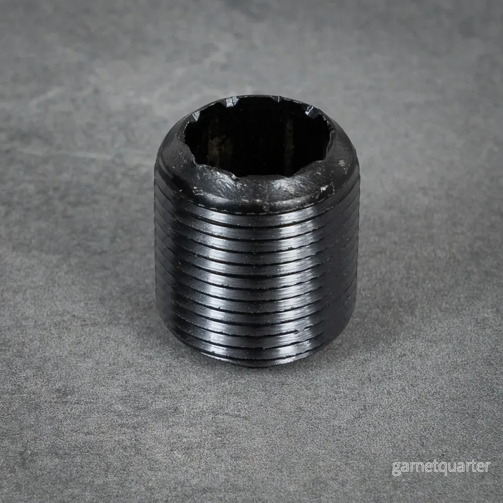Gängnippel – 26 mm – Svartlackerad Gängnippel – 26 mm – Svartlackerad