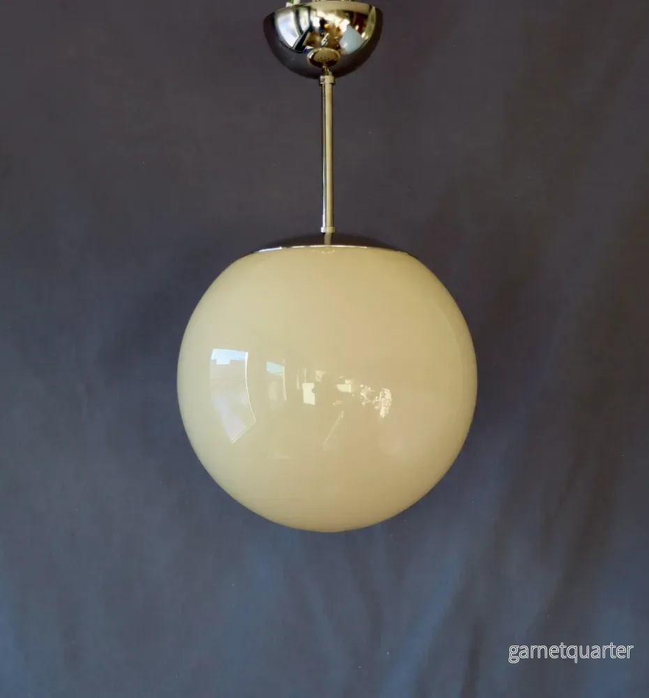 Taklampa Art Deco 1930-tal Glob P184 Taklampa Art Deco 1930-tal Glob P184