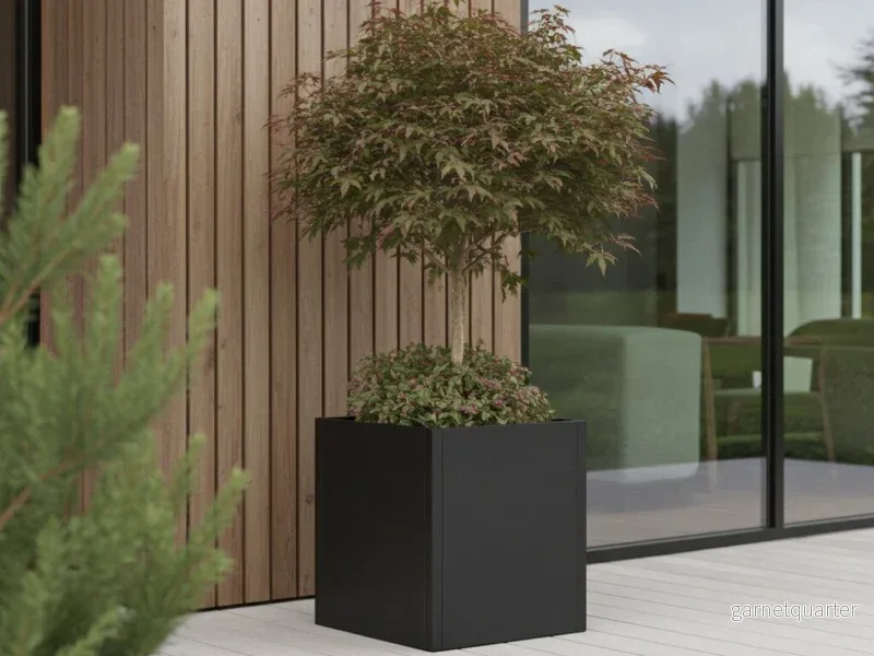 Blomlåda svartlackad CUBY 80 x 80 x H80 cm Blomlåda svartlackad CUBY 80 x 80 x H80 cm