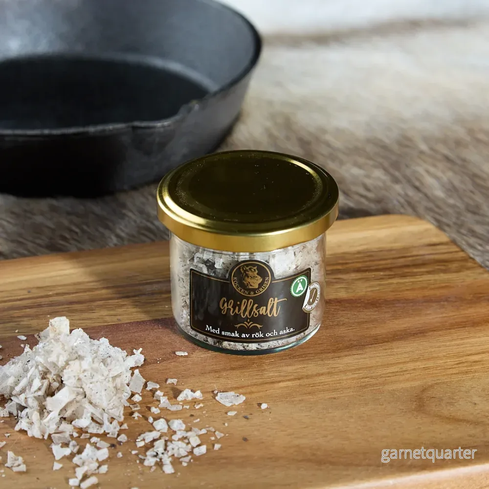 Grillsalt av Kocken och Grisen Grillsalt av Kocken och Grisen