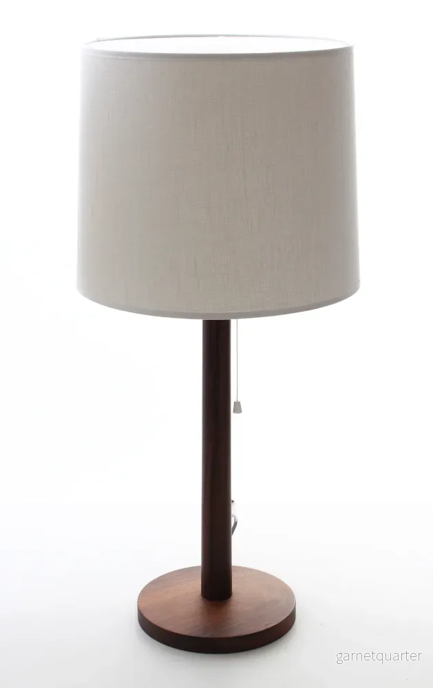 Bordslampa Luxus Uno & Östen Kristiansson 1960-tal Nr B69 Bordslampa Luxus Uno & Östen Kristiansson 1960-tal Nr B69