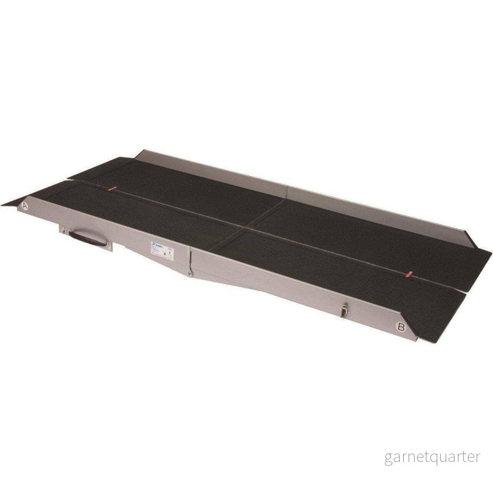 Dubbelvikt bagageramp, aluminium. 2 separata hopfällbara ramper. Halkfri. 180 cm